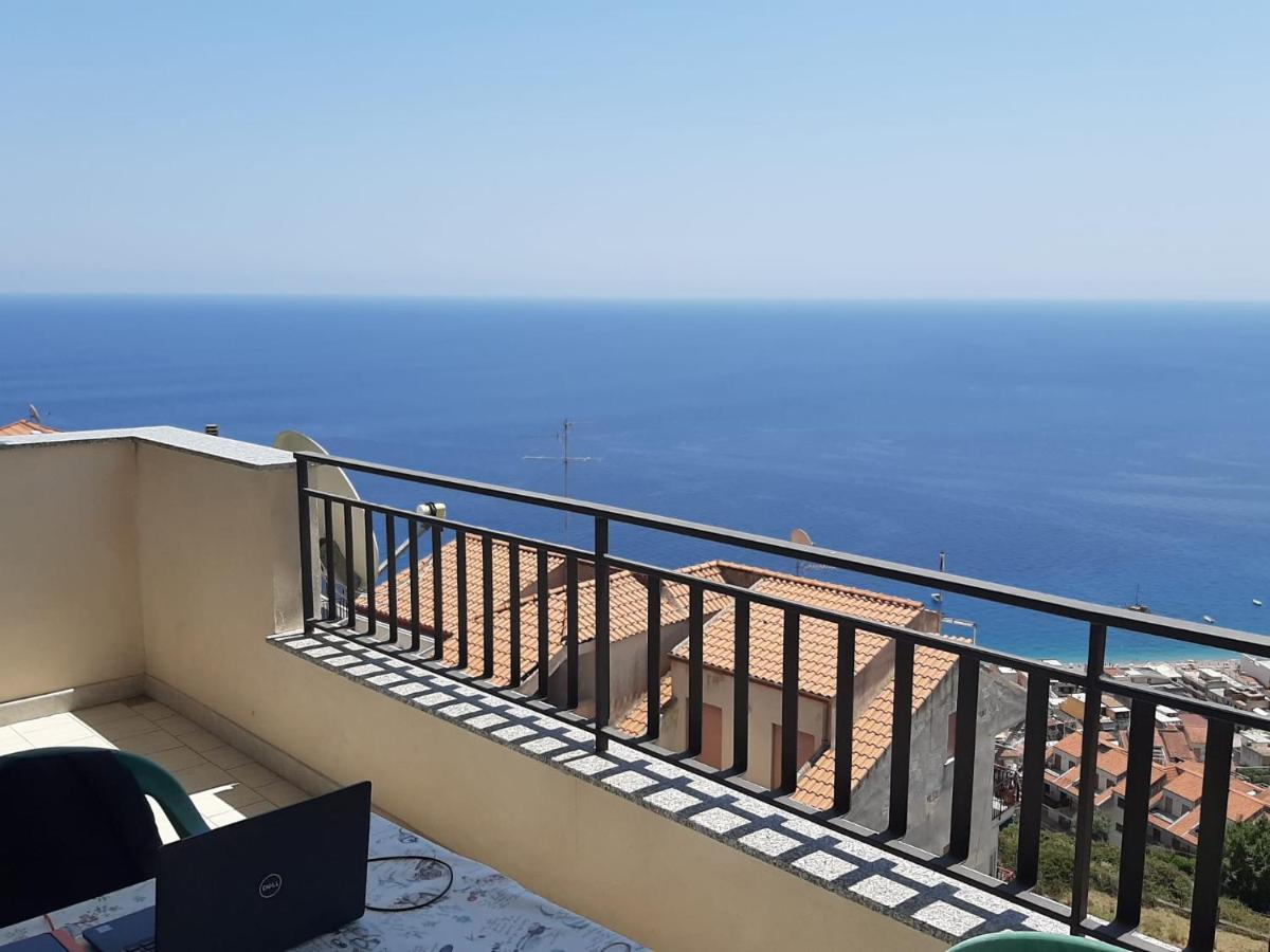 Casa Vacanze Andreana Apartment Letojanni Exterior photo