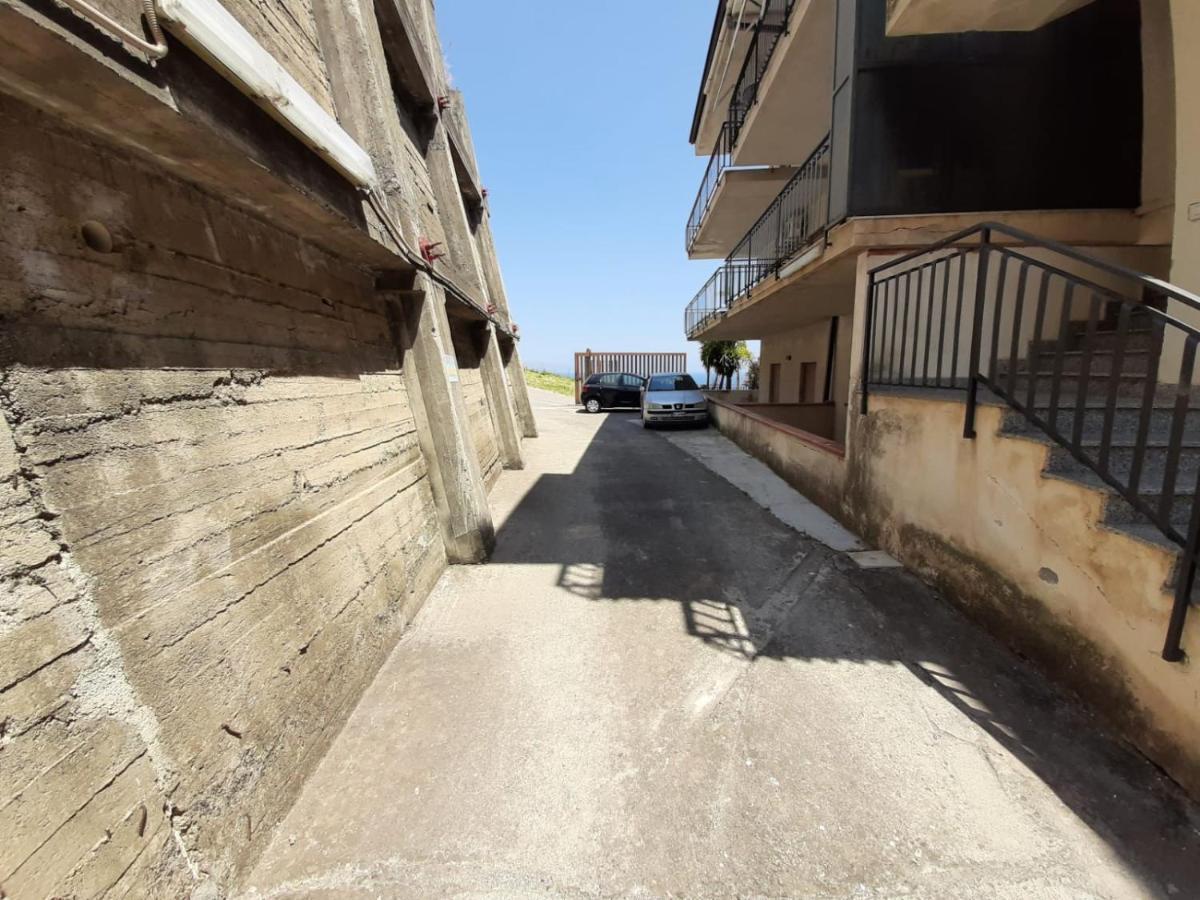 Casa Vacanze Andreana Apartment Letojanni Exterior photo